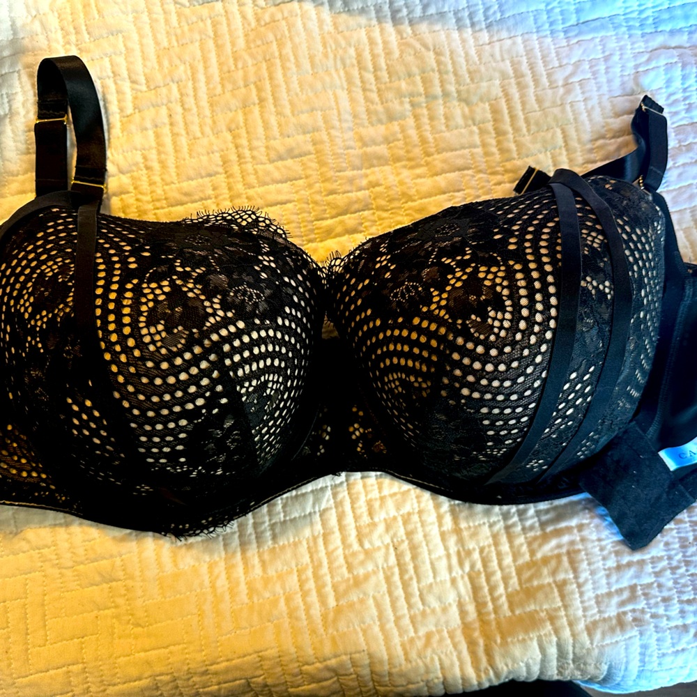 Lot of 3 Cacique bras 42H